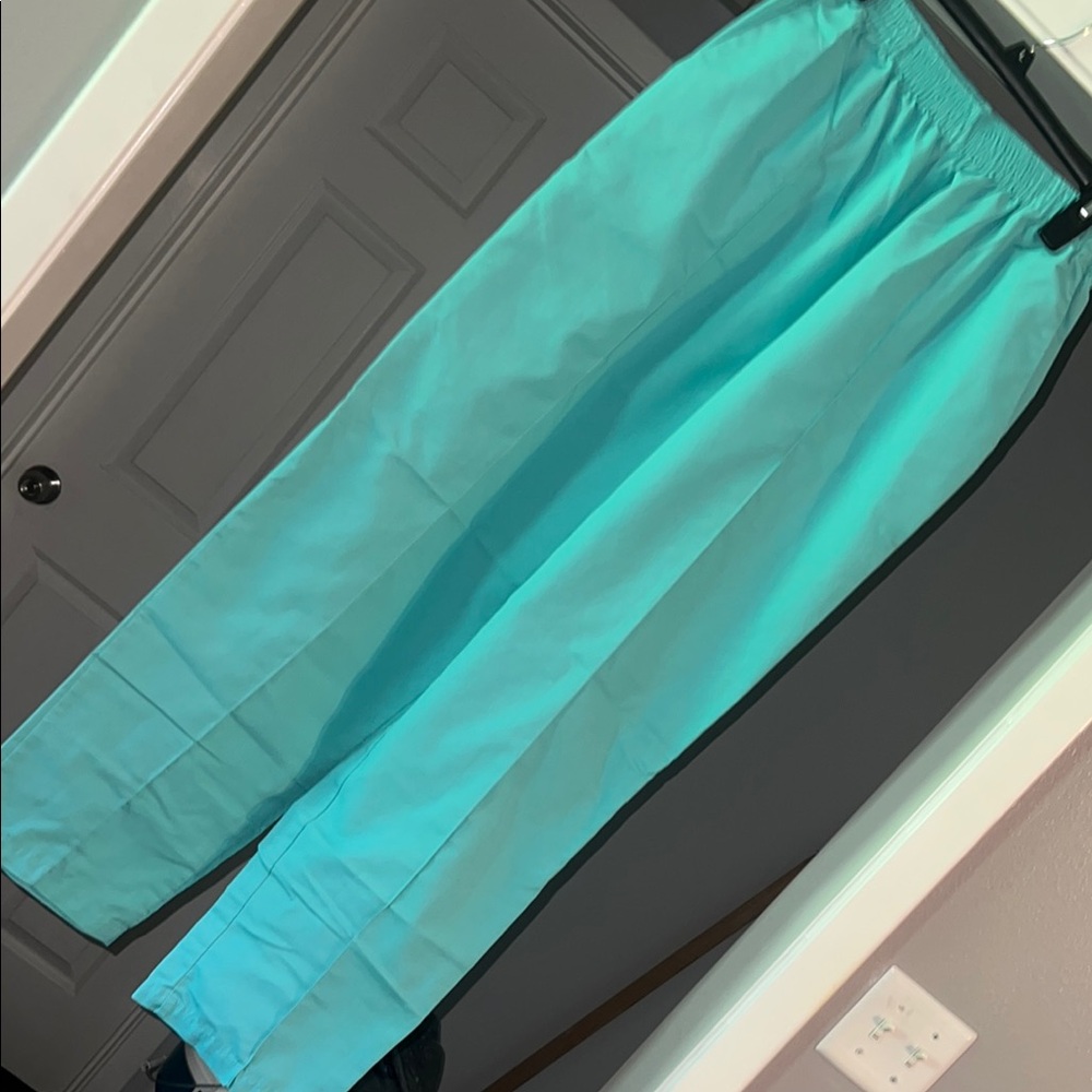 Crest Women’s Light Blue Straight Leg Scrub Pants